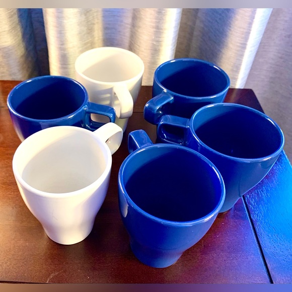 IKEA Färgrik Stacking Coffee Cup/Mug Set; 4 Cobalt Blue and 2 White. - Picture 6 of 16